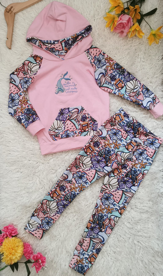 Embroidered hoodie and leggings